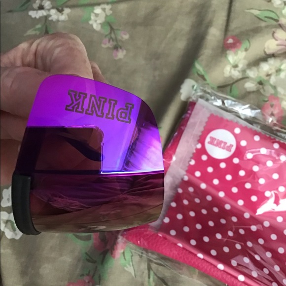❌❌❌SOOLD OUT  ! Rare VS Pink shield sunnies - Picture 8 of 9